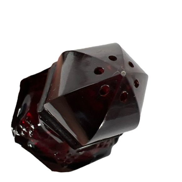 Avon vintage salt pepper shakers glass 1876 Cape Cod Ruby Red collection - Picture 5 of 12